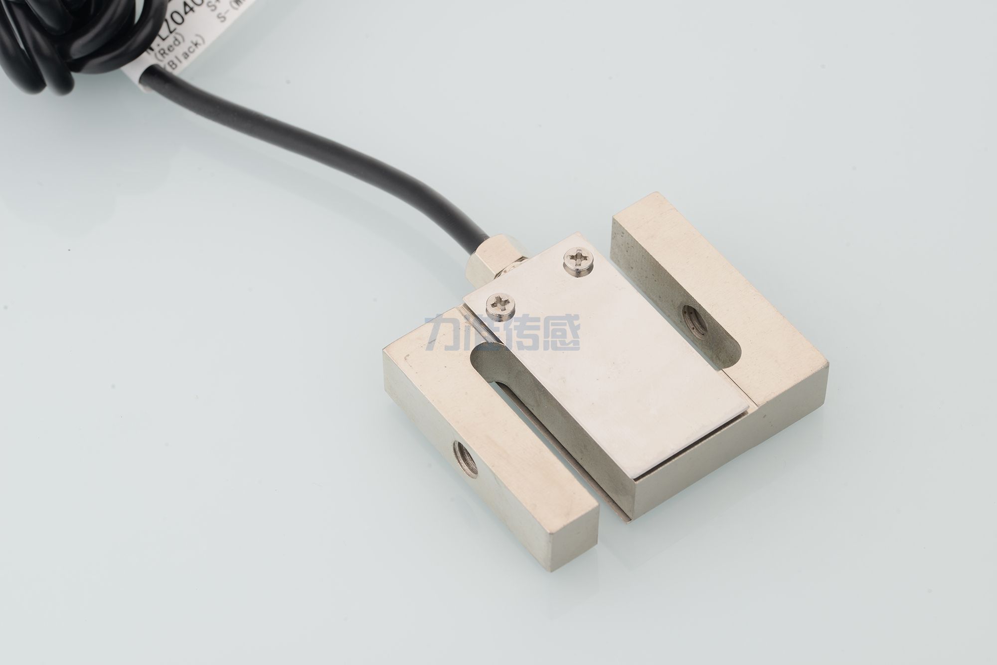 半導(dǎo)體壓敏電阻進(jìn)氣壓力傳感器被廣泛使用(圖1) DSC_7143.JPG